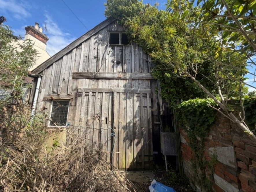 Property photo 2 of 4