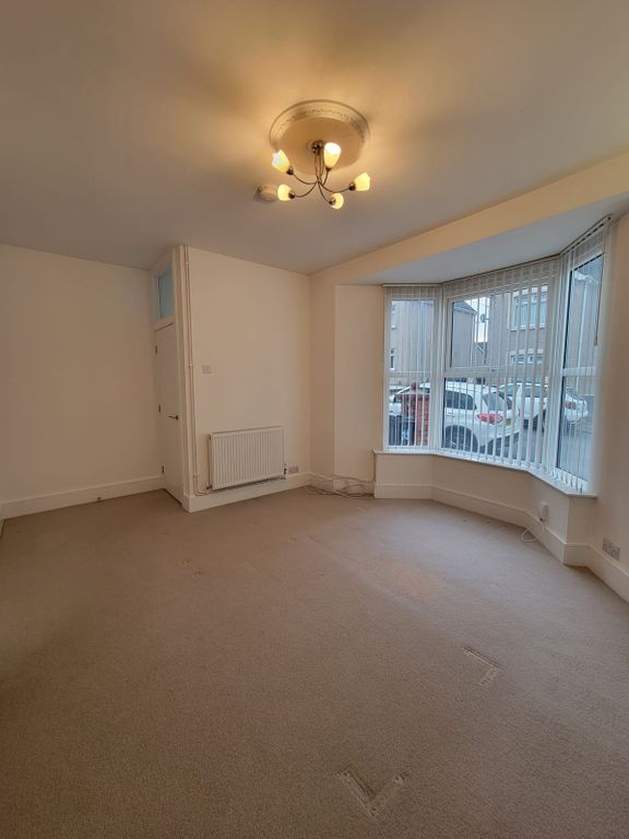 Property photo 2 of 12 Gallery