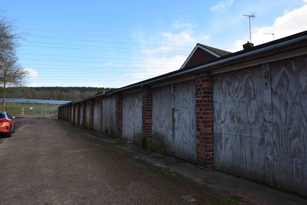 Property photo 1 of 1