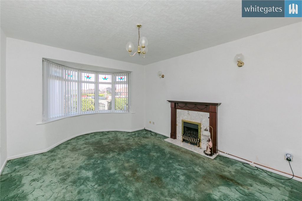 Property photo 3 of 17 Picture No. 02