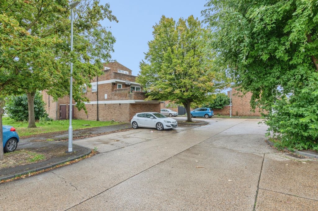 Property photo 2 of 18 Pbox-Img.Jpg