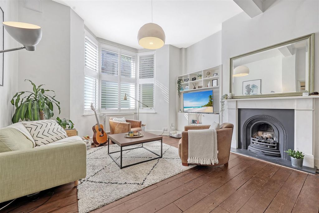 Property photo 1 of 16 1