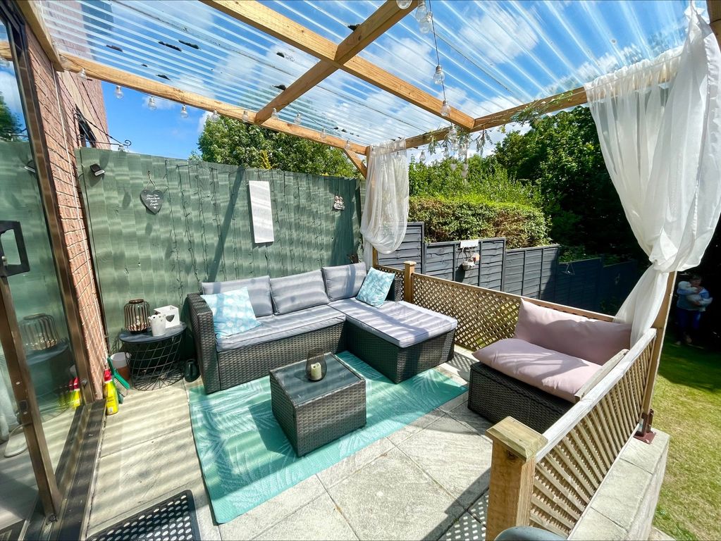 Property photo 2 of 13