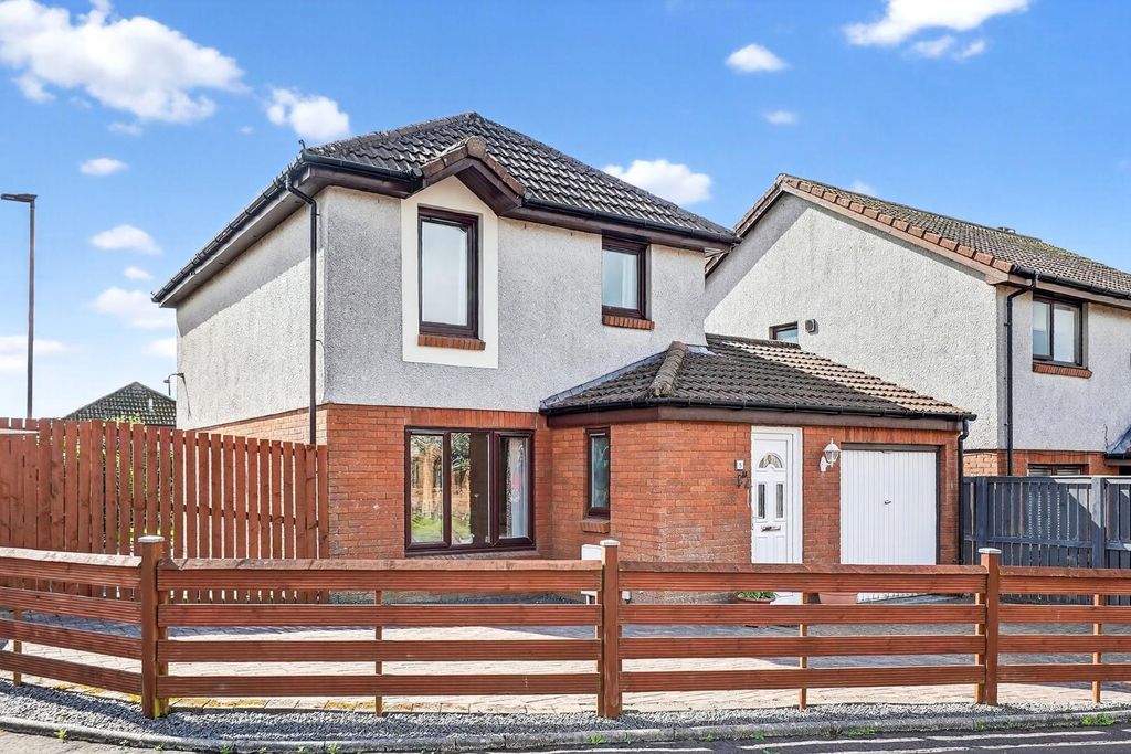 Property photo 2 of 25 5 Inverclyde View_02.Jpg