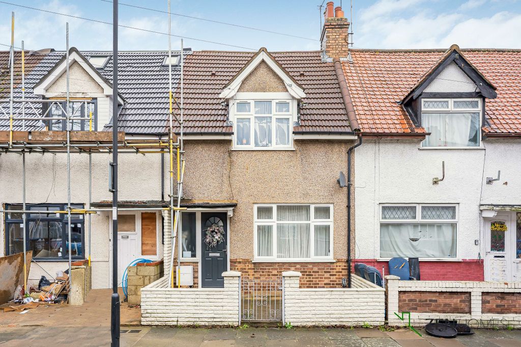 Property photo 1 of 14