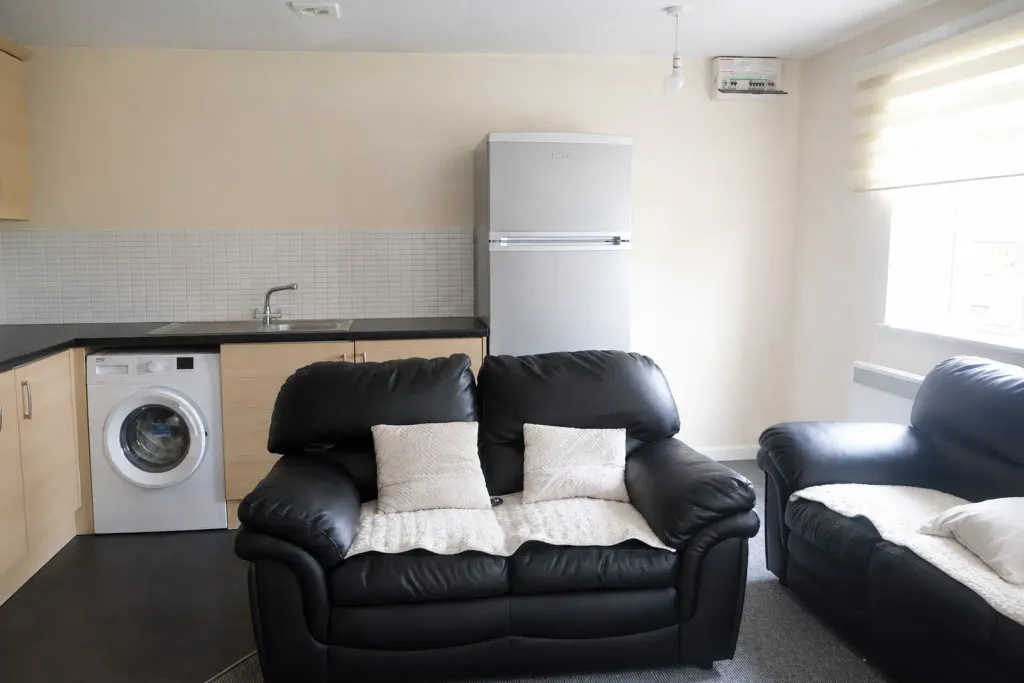 Property photo 3 of 14