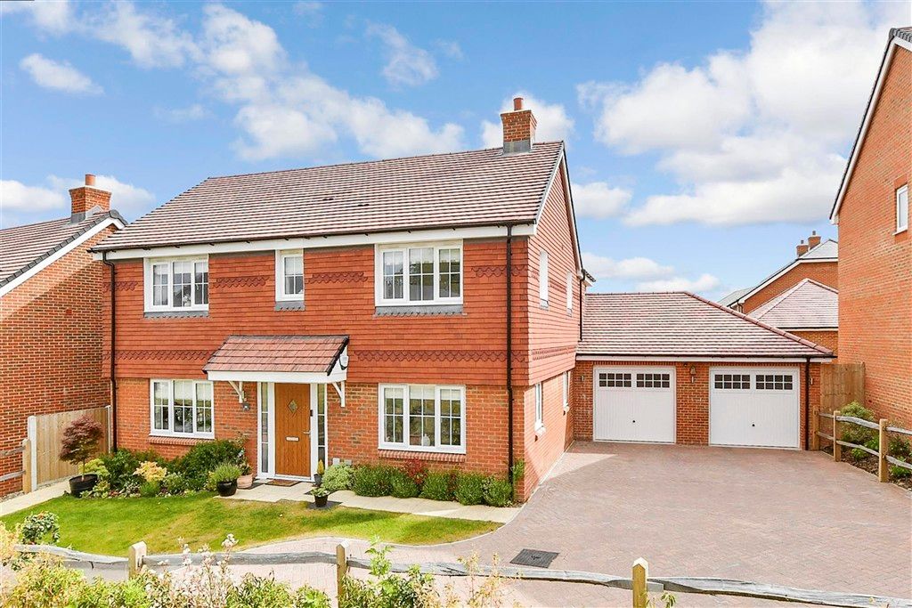 Property photo 2 of 15 External. (Web)