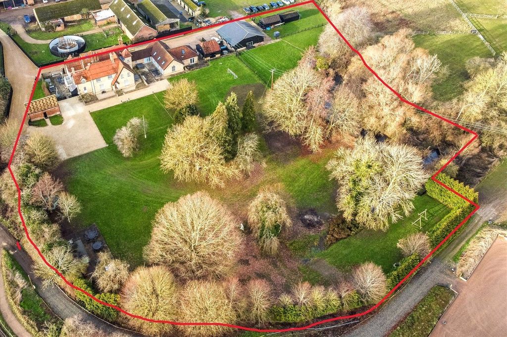 Property photo 2 of 42 Approximate Boundary