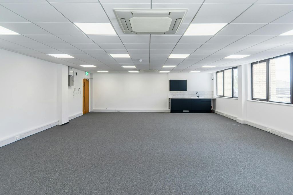 Property photo 2 of 7 13.Jpg