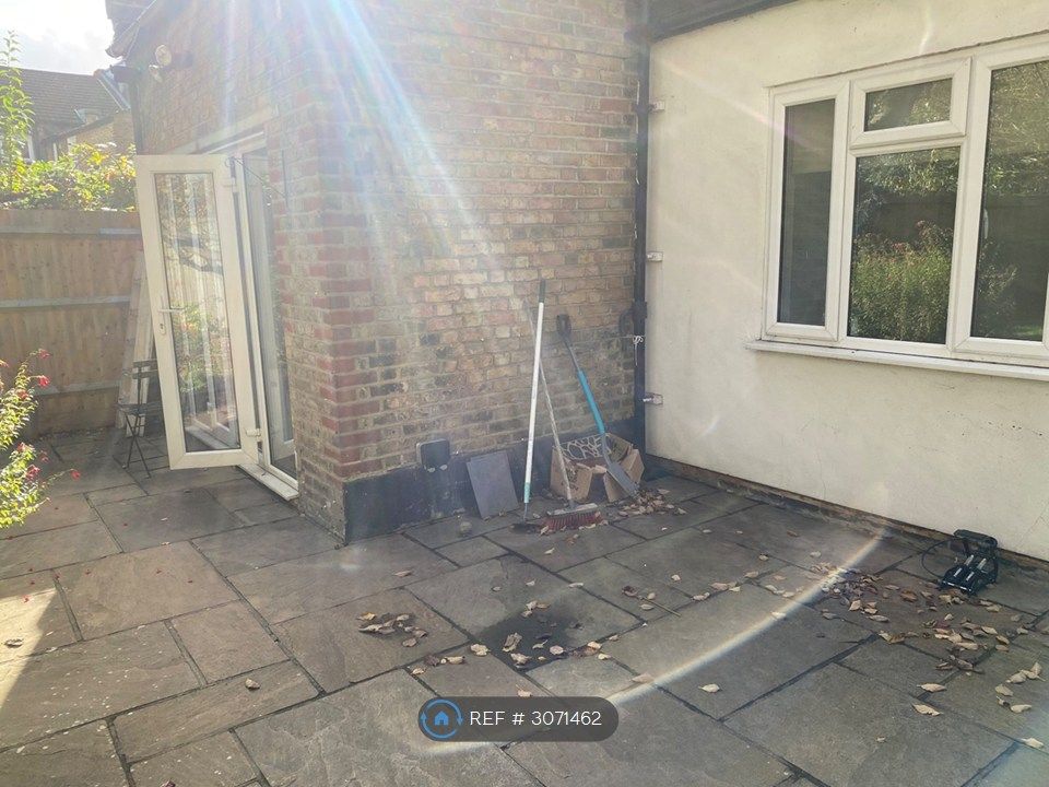 Property photo 3 of 10 Patio