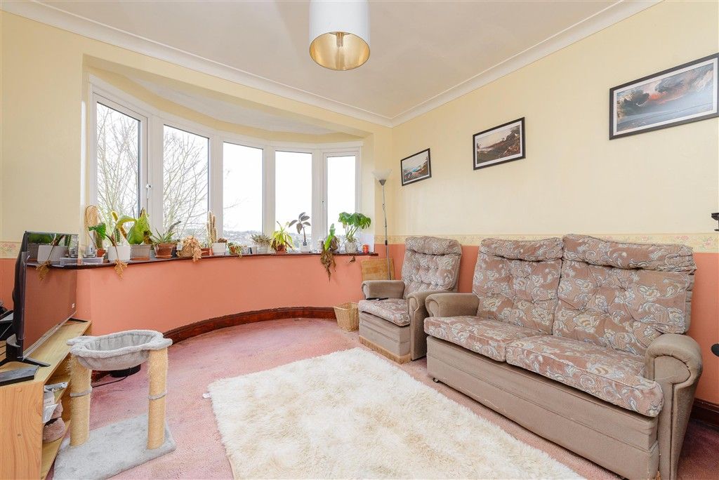 Property photo 1 of 10 Dining Room