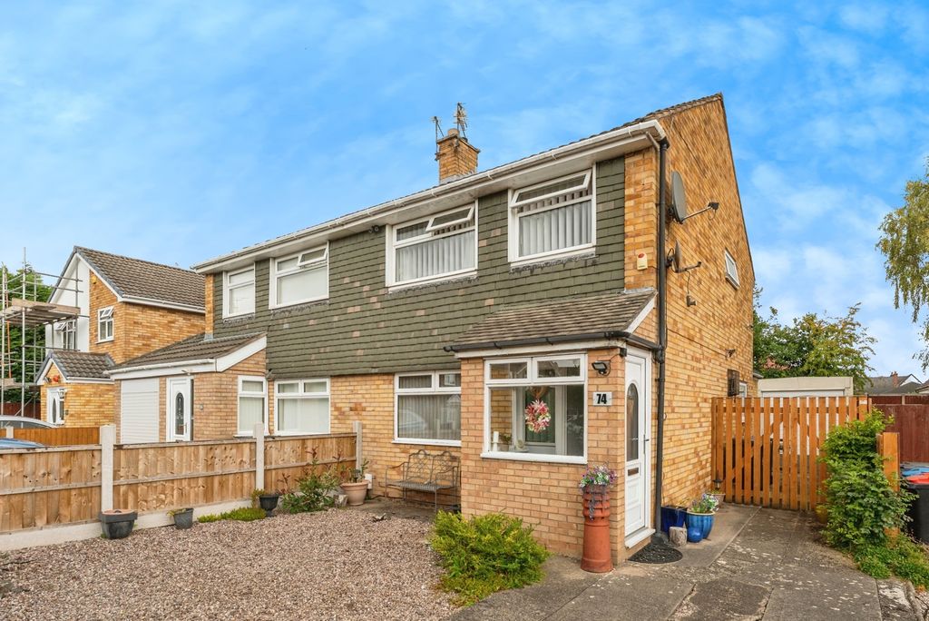 Property photo 1 of 16 Front