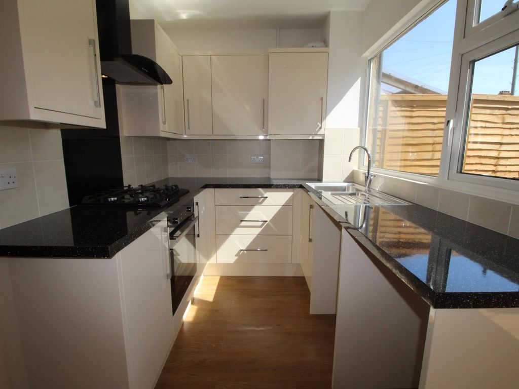 Property photo 2 of 9 Main Page