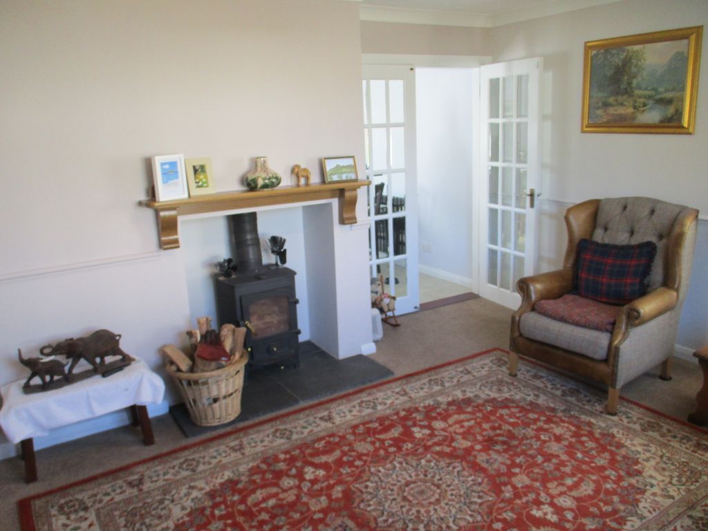 Property photo 3 of 31