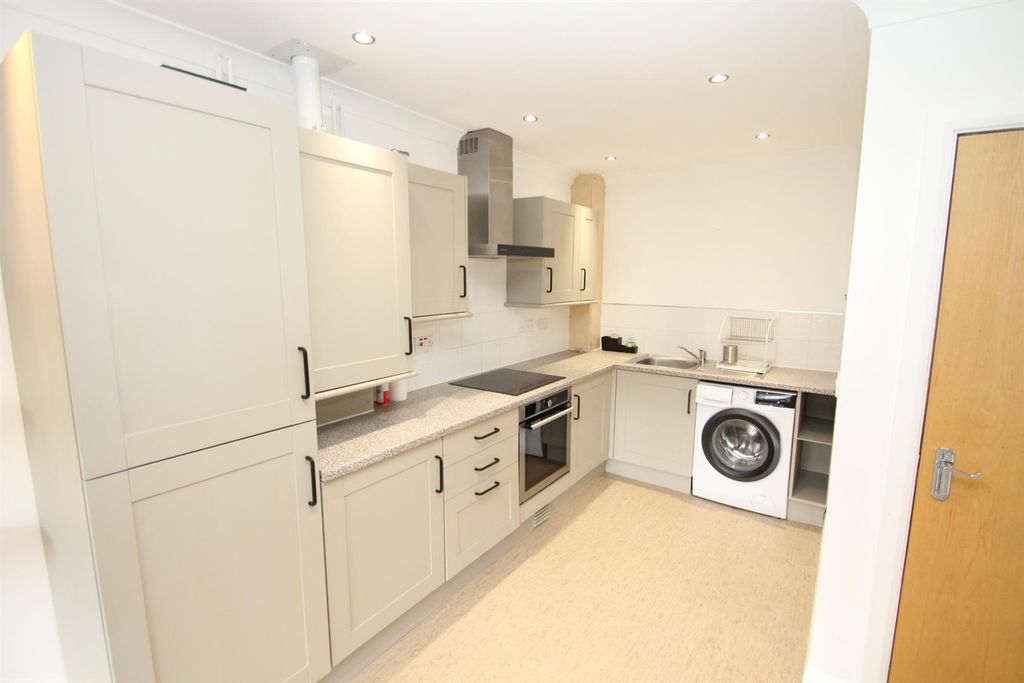 Property photo 3 of 8 Img_6476.Jpg