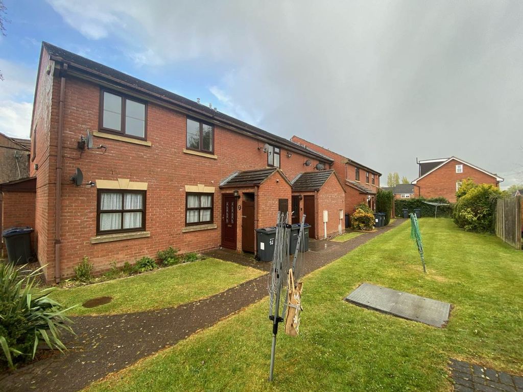 Property photo 2 of 8 031866C9-B36D-4924-A4C5-Dec2C655C830