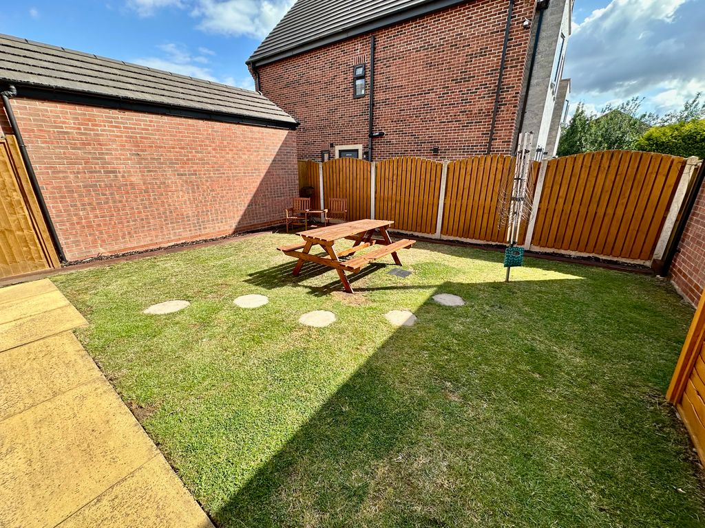 Property photo 3 of 32 Img_2984