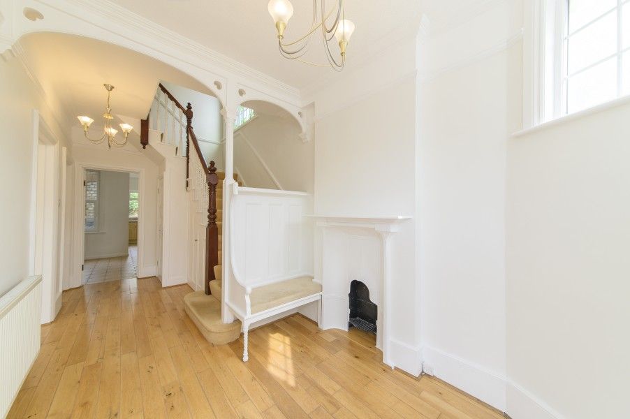 Property photo 3 of 20