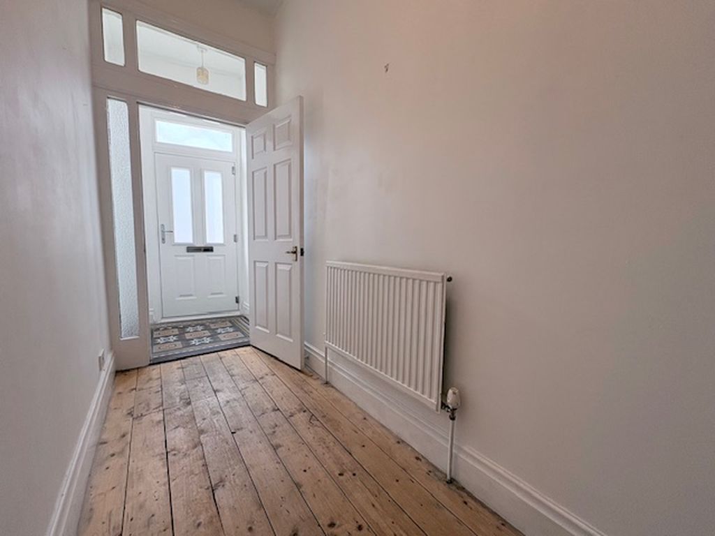 Property photo 2 of 11 Photo 2