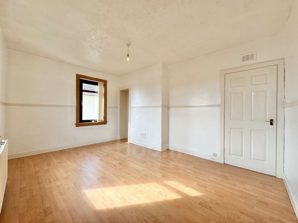 Property photo 3 of 21 Ladyford Avenue, Kilwinning Bed Two