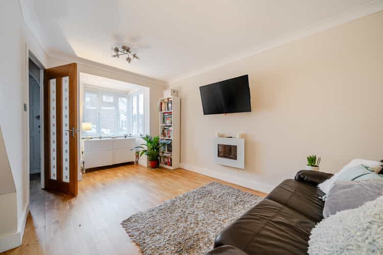 Property photo 3 of 19