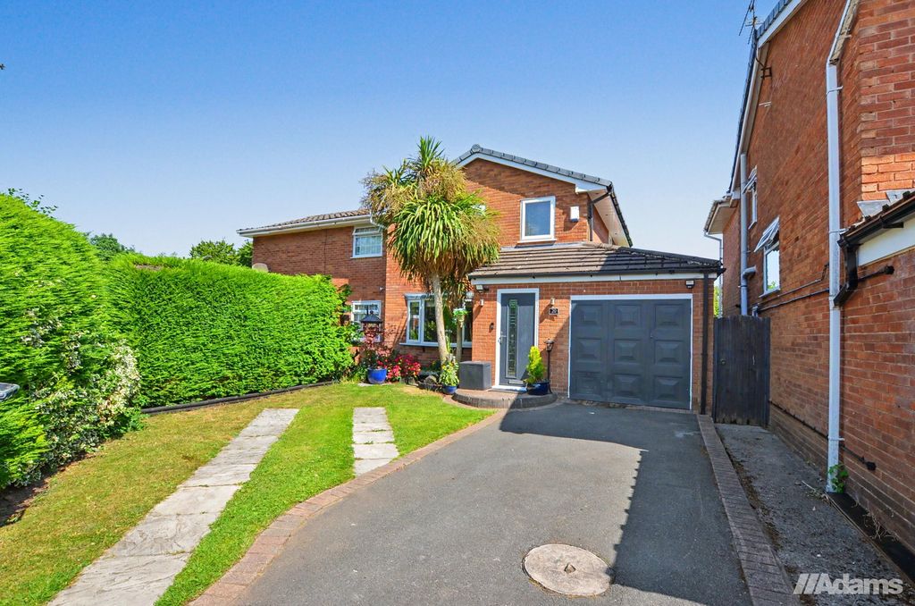 Property photo 1 of 31