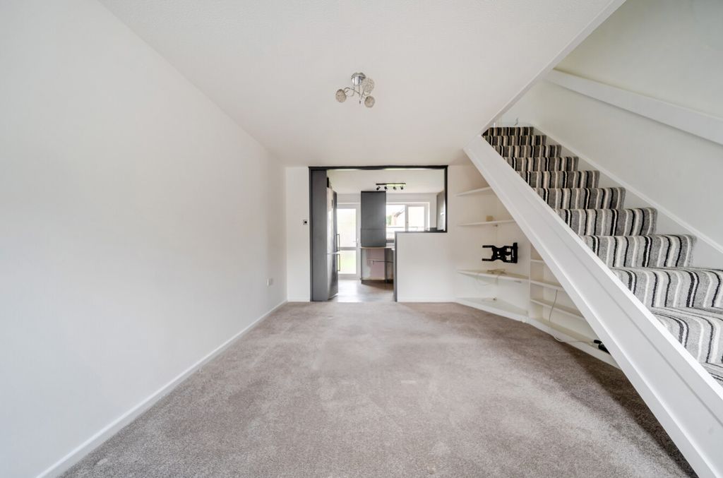 Property photo 3 of 14 1344745-24-68Ad9A...