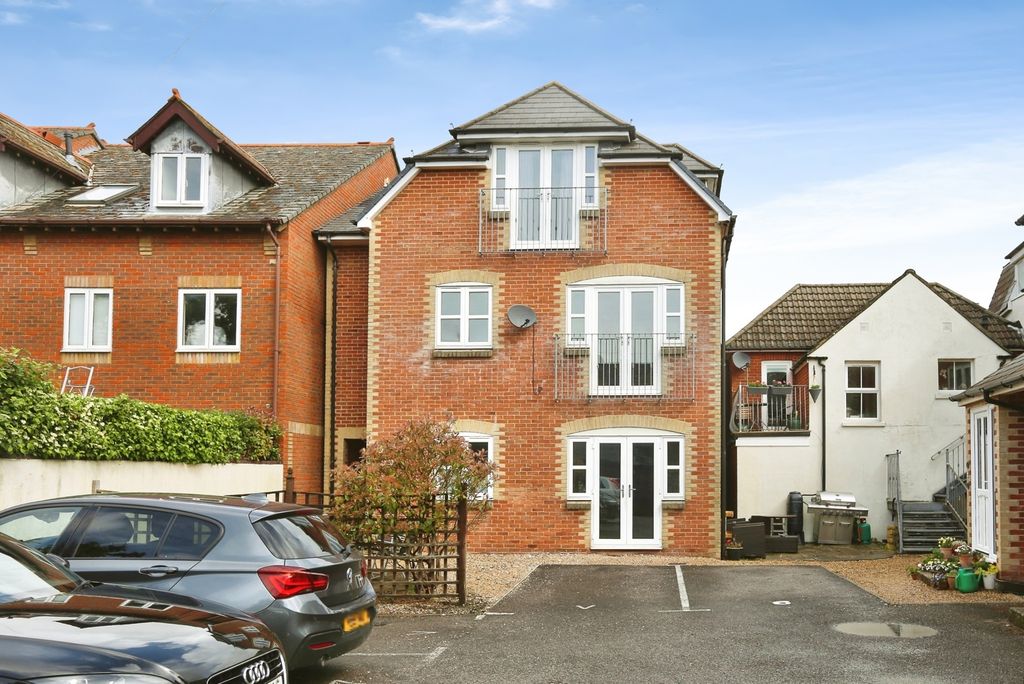 Property photo 1 of 16 Pbox-Img.Jpg