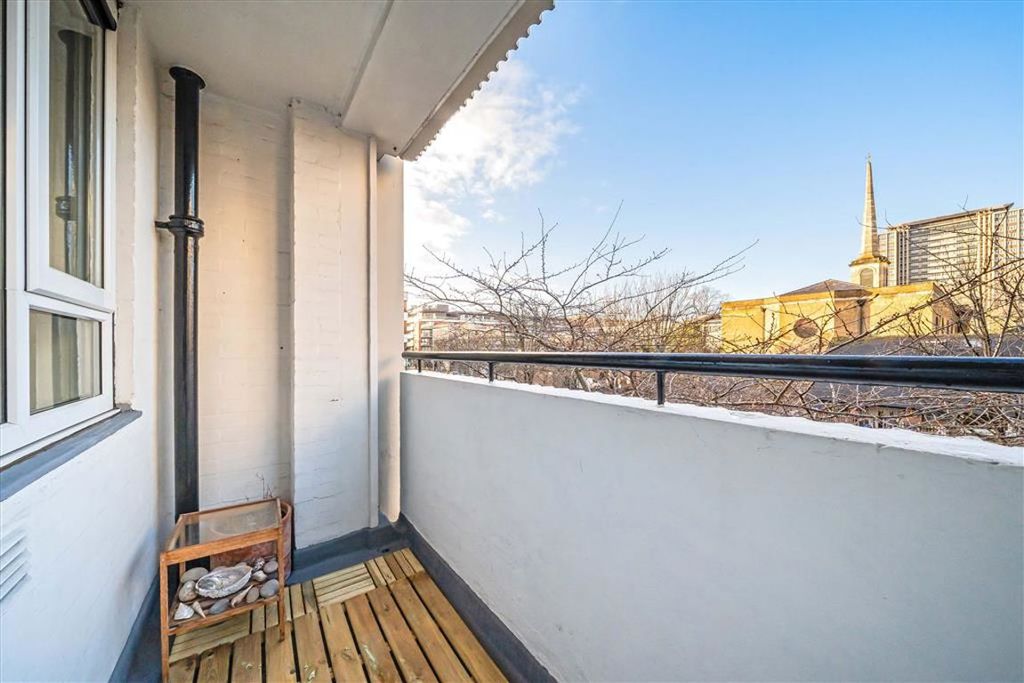 Property photo 3 of 5