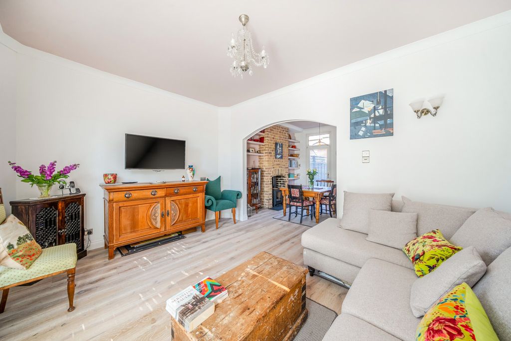 Property photo 2 of 21 1472083-17-6A21A2...