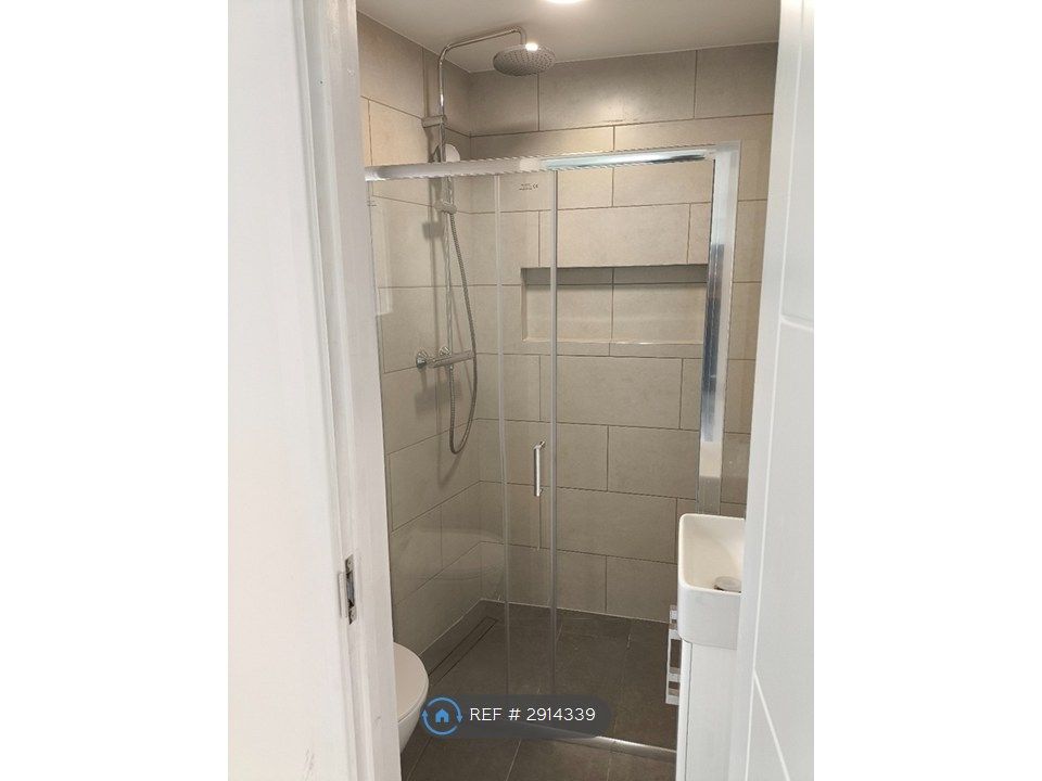 Property photo 2 of 3
