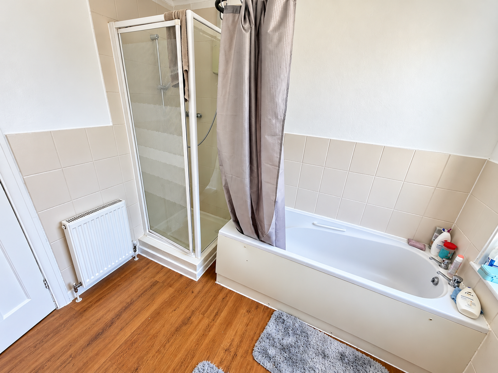 Property photo 2 of 13 Bathroom
