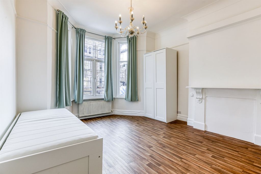 Property photo 1 of 5 (Main)