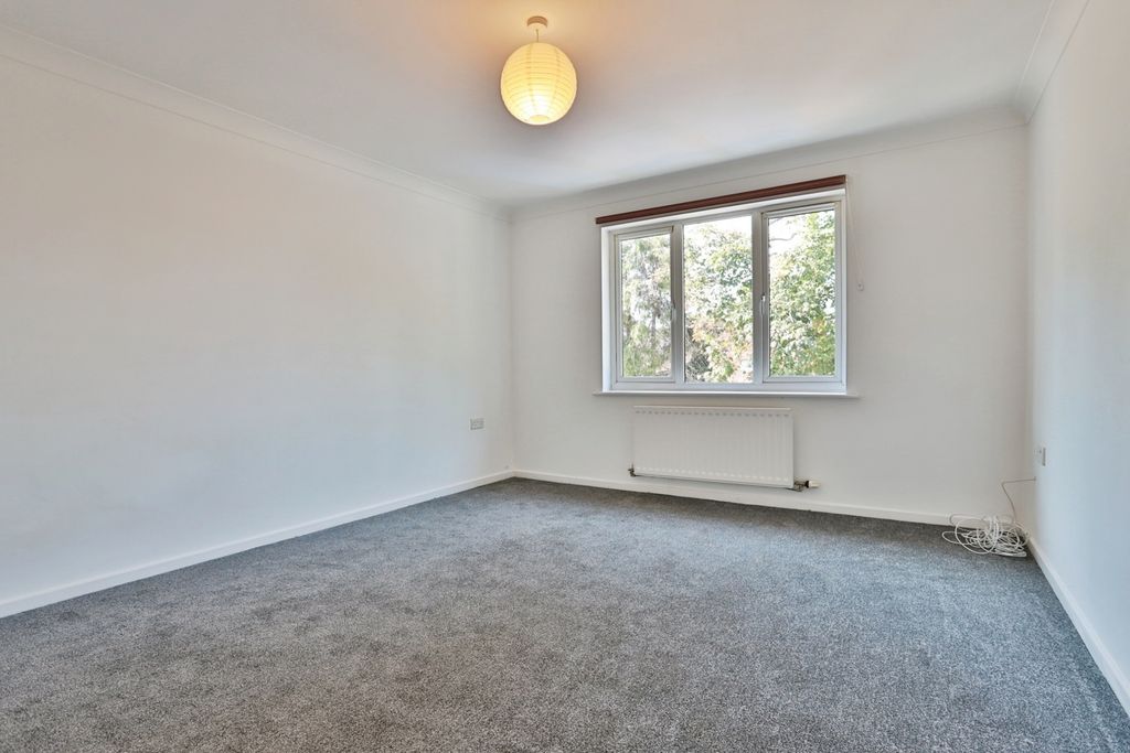 Property photo 3 of 21 Pbox-Img.Jpg