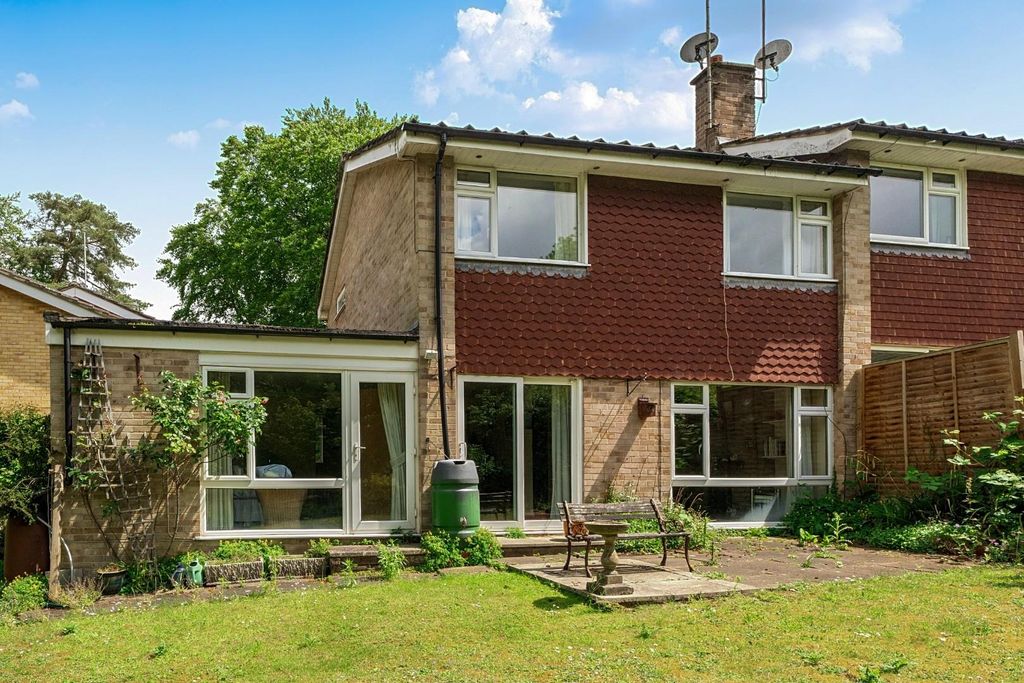 Property photo 1 of 20 Mountfield