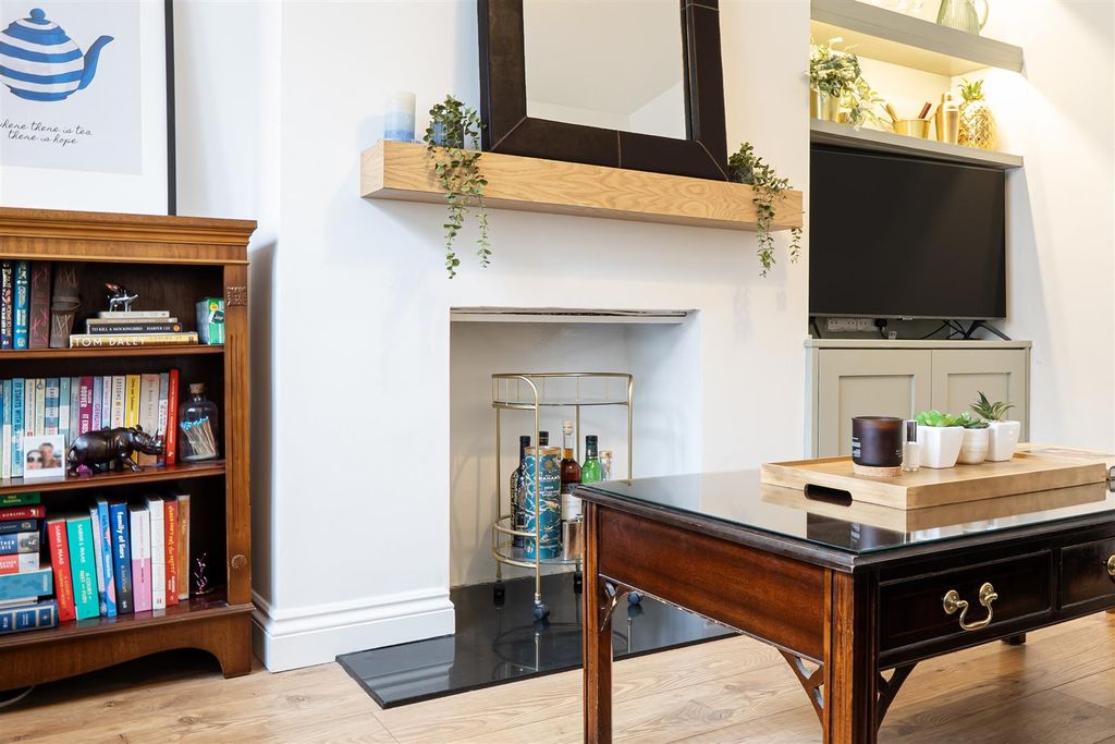 Property photo 3 of 16 Helliwell &amp; Co