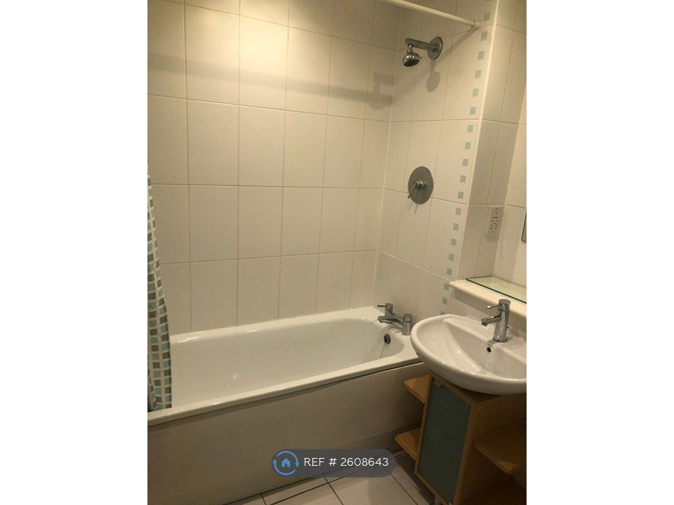 Property photo 2 of 12 Main Bathroom