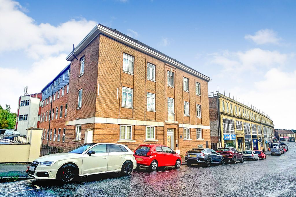 Property photo 2 of 2 Apartment 1, Rowland Hill House, Blackwell Street, Kidderminster, Worcestershire, Dy10 2Ea