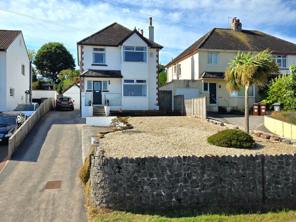 Property photo 1 of 36