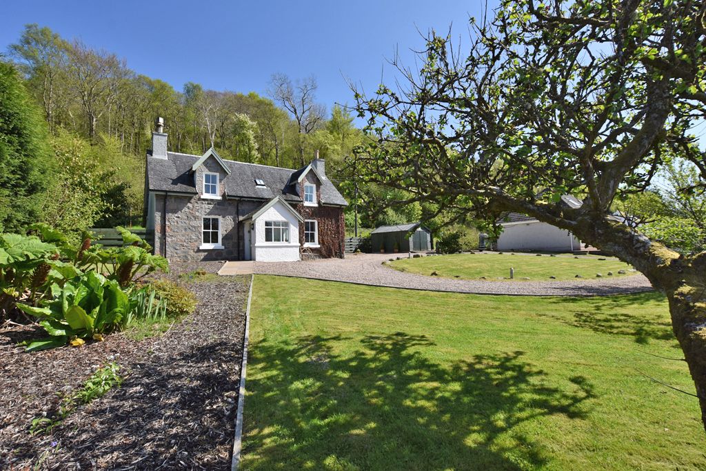 Property photo 1 of 40