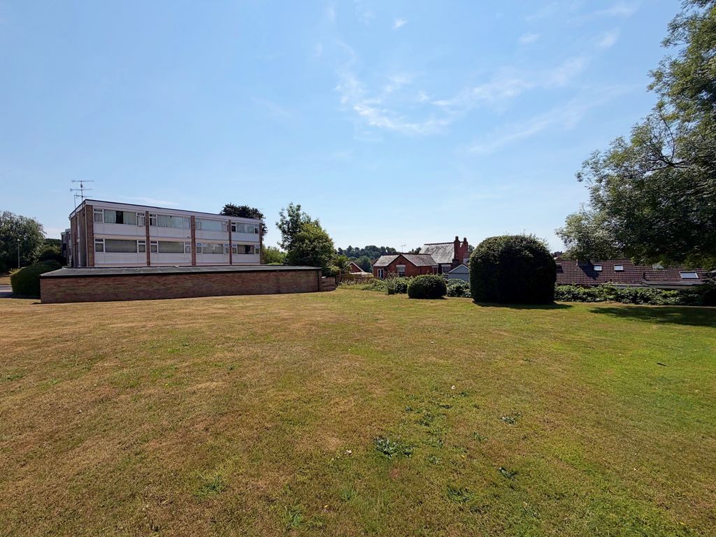 Property photo 1 of 13 Rear Aspect