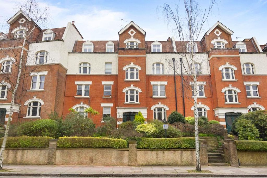 Property photo 2 of 9