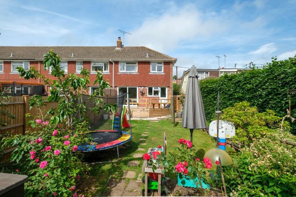 Property photo 1 of 22