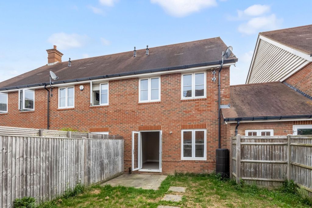 Property photo 2 of 18