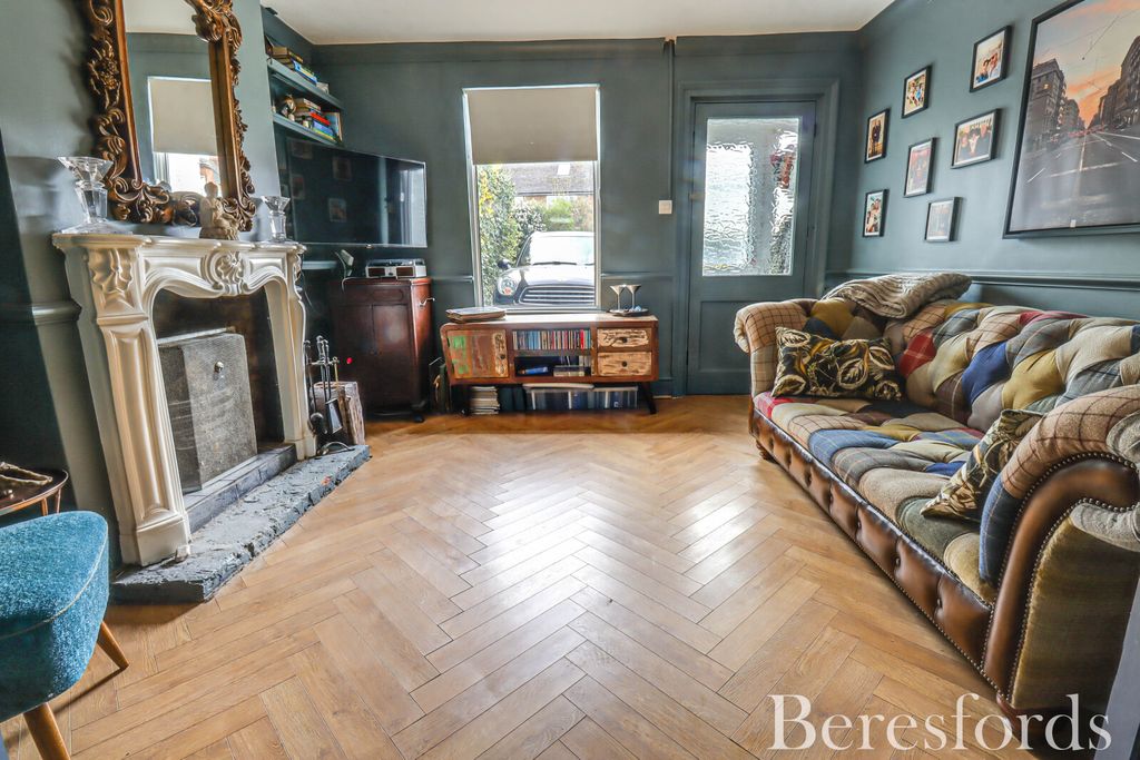 Property photo 2 of 19 Picture No. 05