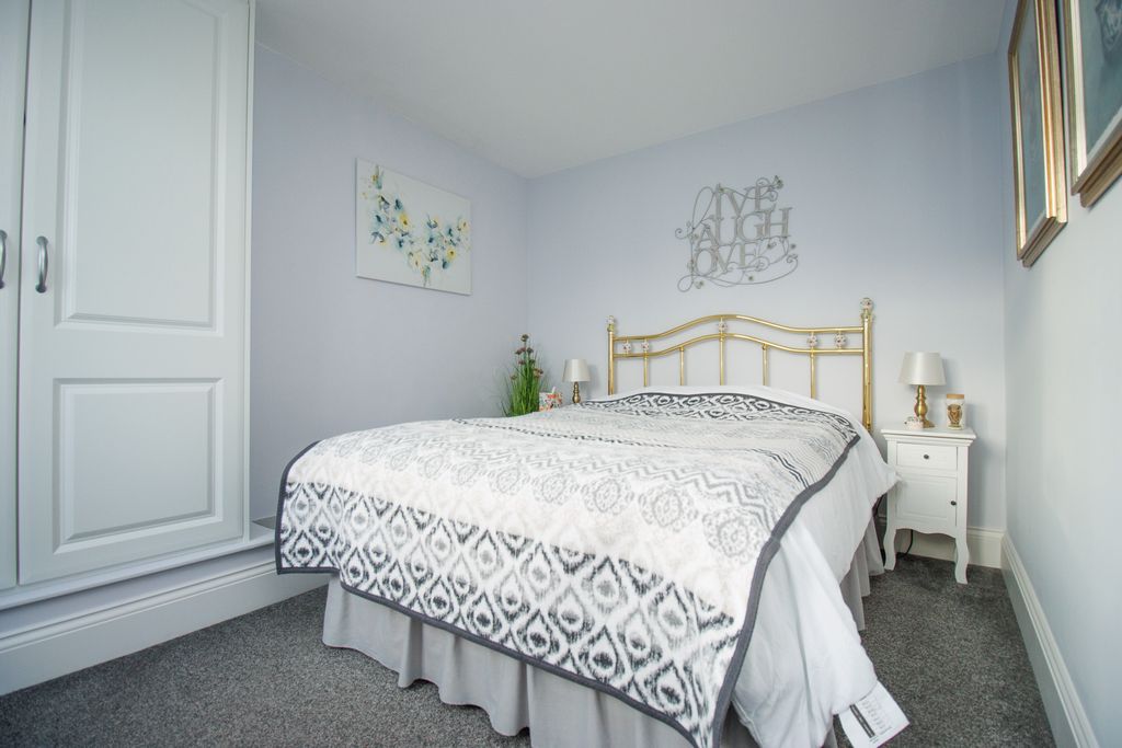Additional image 12 of 4 bed maisonette for saleHope Street, Filey YO14
