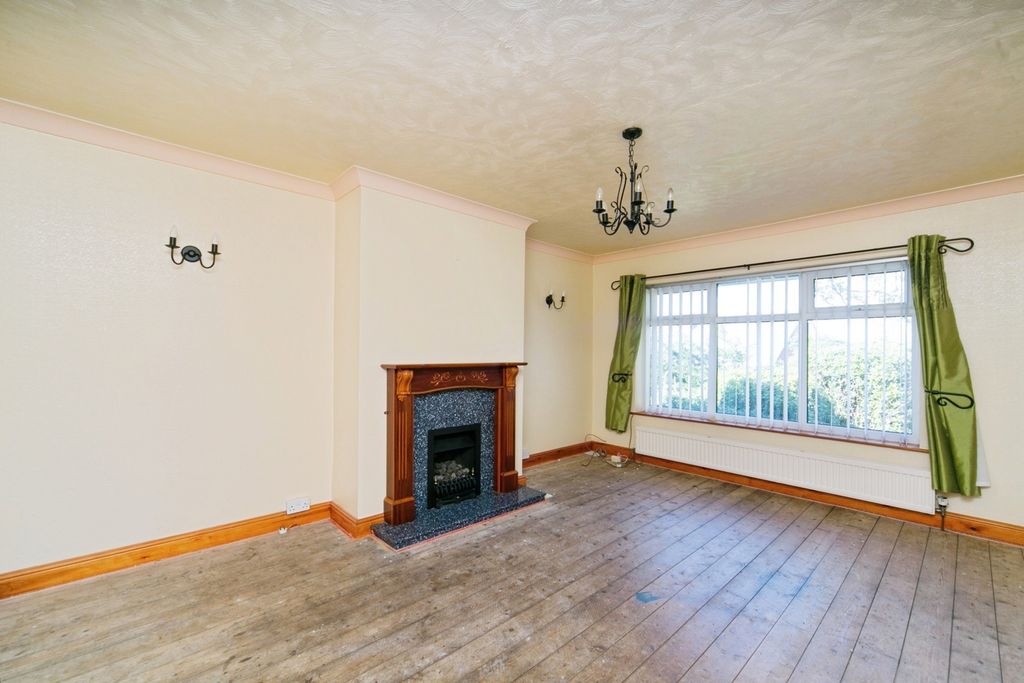 Property photo 2 of 13 Pbox-Img.Jpg