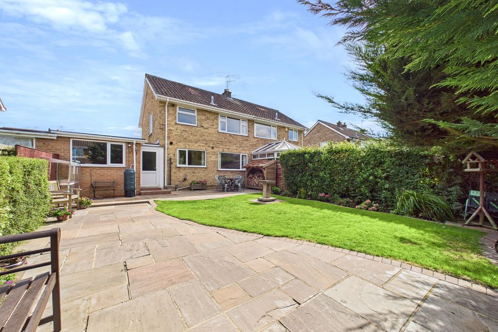 Property photo 1 of 17 Cam02279G0-Pr0176-Still013