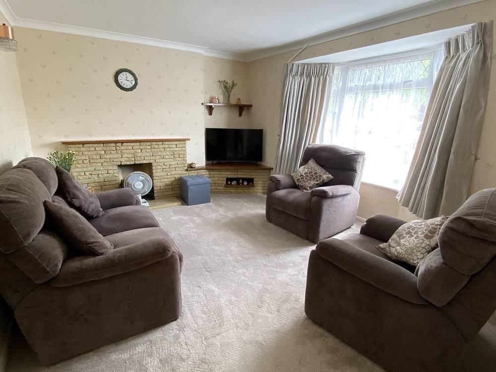 Property photo 3 of 12 Sitting Room.Jpg