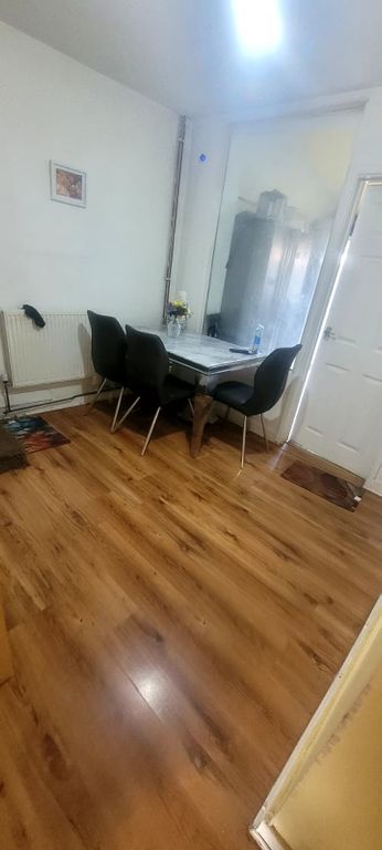 Property photo 3 of 6 Dining Room